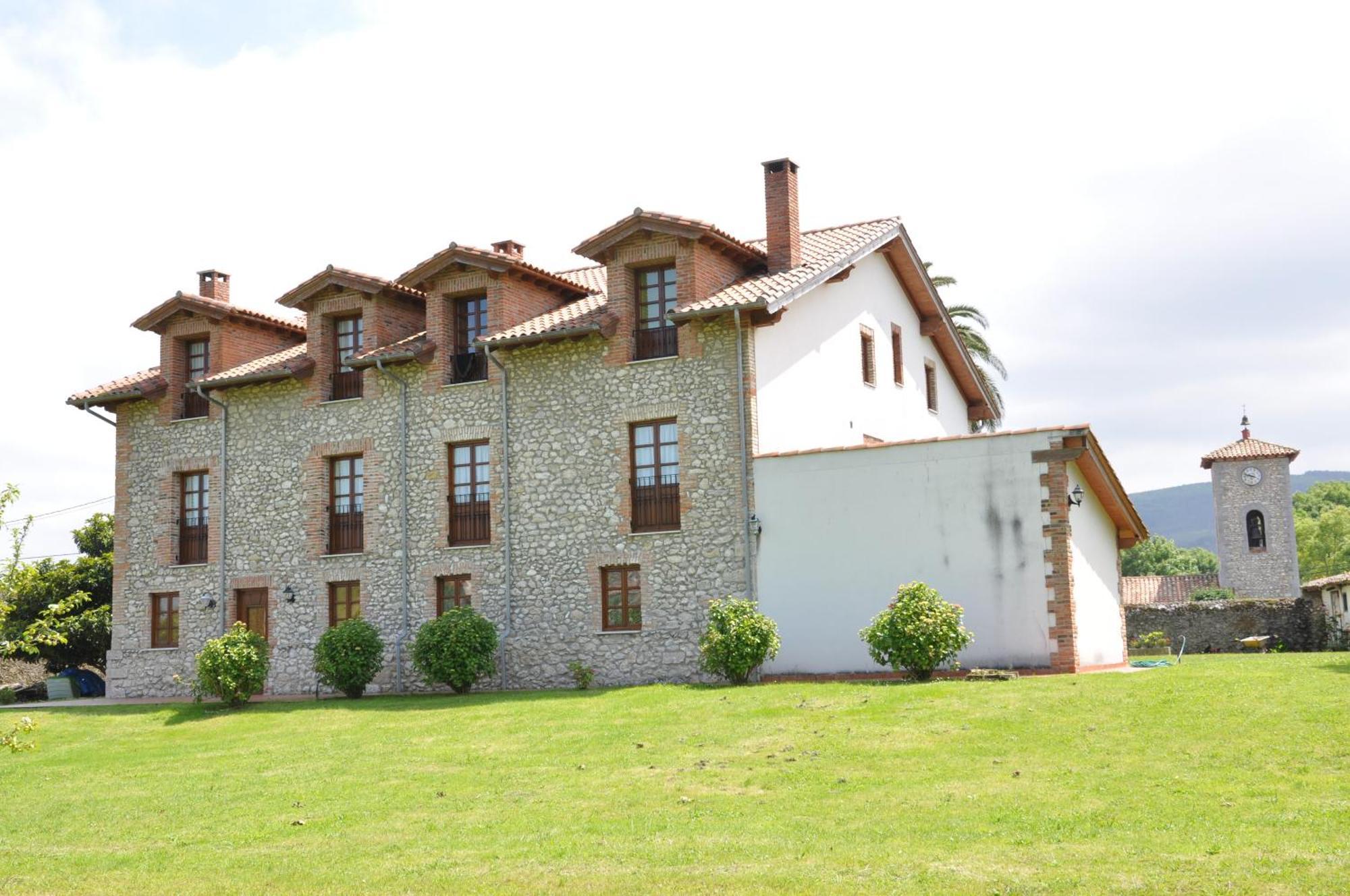 Posada La Torre Serdio Exteriér fotografie